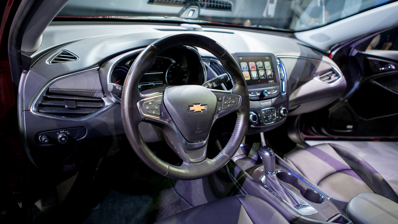 Illustration for article titled The 2016 Chevy Malibu Proves That The Gray-On-Gray Interior Isn't Dead